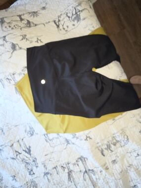 Lululemon Black and Mustard Yellow Leggings, 2pairs
